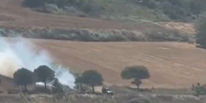 Piknik ateşi çayırlık alanı küle çevirdi