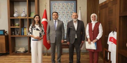 Vali Musa Işın’dan Ulu Camii’nin dijital rehber sistemini hazırlayan eğitimcilere tebrik