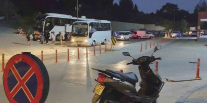 Antalya’da 52 yerli tatilcinin zehirlenme şüphesiyle hastaneye başvurduğu olayda rafting şirketinin sahibi tutuklandı