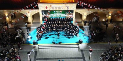 Çorum’da "yaza merhaba" konseri yoğun ilgi gördü