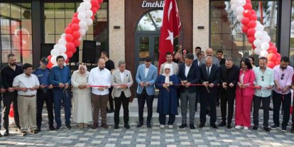 Kozan’da emeklilere özel sosyal tesis hizmete açıldı