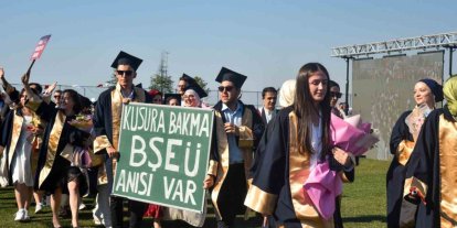 BŞEÜ’de mezuniyet coşkusu