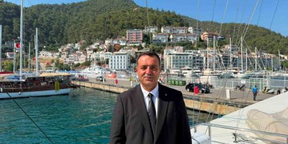 Fethiye’de şehit denizciler anısına denize çelenk bırakıldı