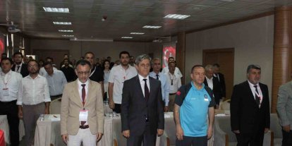 Beş ilin sağlık müdürü Zonguldak’ta acil sevk zinciri için toplandı