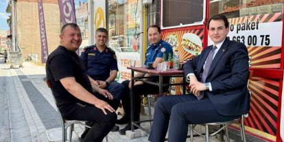 Hisarcık Kaymakamı Atam, esnaf ve vatandaşlarla buluştu