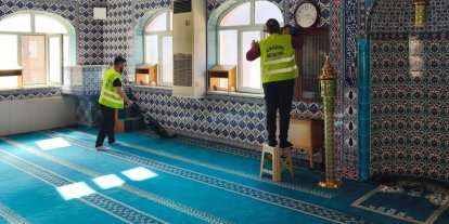 İlkadım’ın ibadethanelerinde hijyen için yoğun mesai