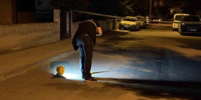 Uzun süredir görüşmediği babasının evine tüfekle ateş açtı