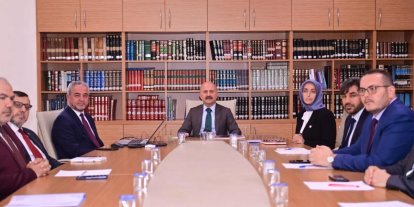 Vali Varol, İl Müftülüğü’nde yürütülen hizmetler hakkında bilgi aldı