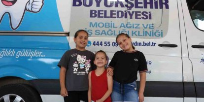 Mobil ağız ve diş sağlığı klinikleri 5 ilçede vatandaşlarla buluştu
