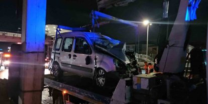 Küçükçekmece’de makas atan sürücü kazaya sebep oldu: 2 yaralı