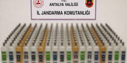 Alanya ve Manavgat’ta kaçak içki operasyonu: 208 litre ele geçirildi