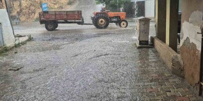 Yaz ortasında sağanak sürprizi: Tekirdağ’da yollar göle döndü