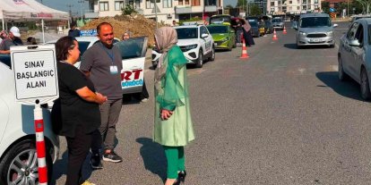 Sürücü adayları terledi