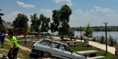 Otomobil millet bahçesine uçtu: 1 yaralı
