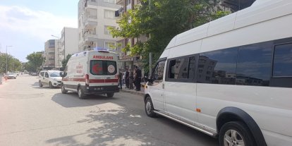 Hafif ticari araç ile motosiklet çarpıştı: 1 yaralı