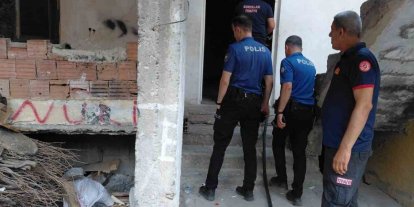Siirt’te metruk binada yangın