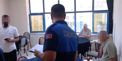 Kumar oynandığı tespit edilen ruhsatsız iş yeri mühürlendi