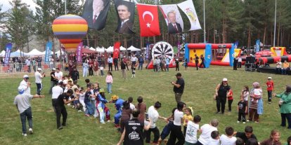 Olur Akdağ Festivali büyük coşkuyla başladı, çocuklar doyasıya eğlendi