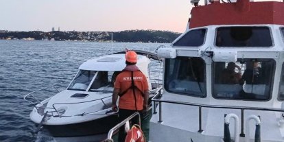 Sarıyer açıklarında su alan tekne kurtarıldı