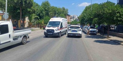 Motosiklet ile kamyonet çarpıştı: 2 yaralı