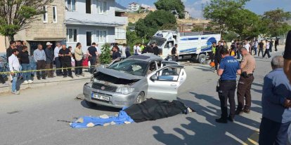 Van’da otomobil kamyonetle çarpıştı: 1 ölü, 4 yaralı