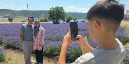 Kütahya’da lavanta bahçesi kapılarını ziyaretçilere açtı