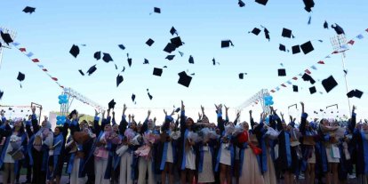 Düzce Üniversitesi’nde mezuniyet heyecanı başladı