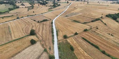 Kırsal mahallenin 40 yıllık asfalt hasreti sona erdi