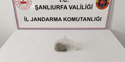 Uygulamada uyuşturucu, silah ve kaçak sigara ele geçirildi