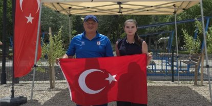 14 yaşındaki Sıla’dan Türkiye rekoru