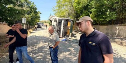 Sürücü kimseye zarar vermemek için freni boşalan tırı yan yatırdı, 1 yaralı