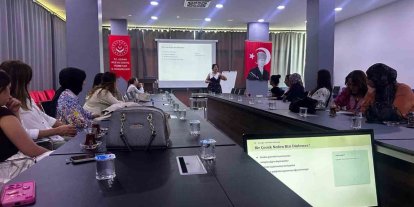 Adana’da çocuk kuruluşu personeline etkili iletişim eğitimi