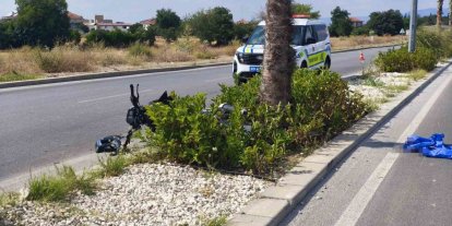 Ağaca çarpan motosikletin sürücüsü yaşam mücadelesini kaybetti
