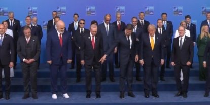 NATO Zirvesi’nde beyaz ayakkabı detayı dikkat çekti