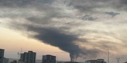 Batman’da ulusal market zincirinin ana dağıtım deposunda büyük yangın
