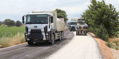 Büyükşehir, Nilüer’de yolları yeniliyor