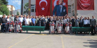 Erzurum’da yetiştiricilere 288 sıvat ve 120 süt sağım makinesi dağıtıldı