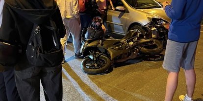 Lüleburgaz’da otomobil ile motosiklet çarpıştı, taraflar arasında gerginlik yaşandı