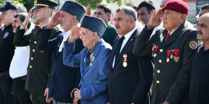 Birecik’in Kurtuluşunun 106. Yıl Dönümü 15 Temmuz Meydanı’nda düzenlenen törenle kutlandı