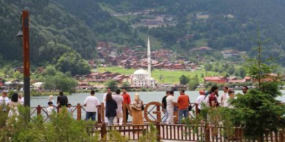 Uzungöl’de turizm sezonu hareketlendi, otellerde doluluk arttı