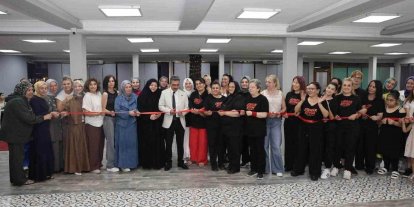 Erenler’de kadınlar için yeni merkez kapılarını açtı