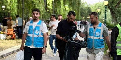 AK Gençlerin Kanlıkavak’ta temizlik mesaisi