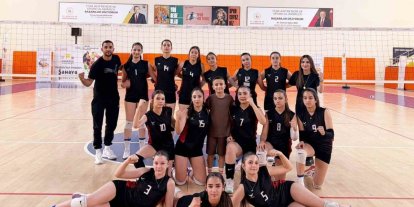 Elazığ voleybol takımı yarı finalde