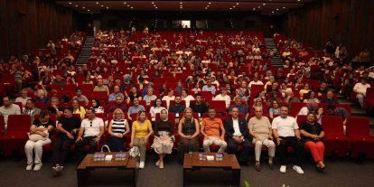 Merkezefendi Engelsiz Yaşam Akademisi’nde yılsonu coşkusu yaşandı