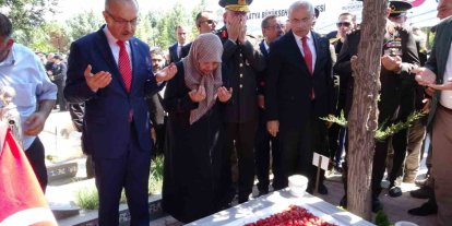 Malatya’da 15 Temmuz şehitleri mezarları başında anıldı