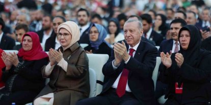 Emine Erdoğan: "15 Temmuz, tarihi bir dönüm noktasıdır"