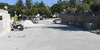 Kuşadası’nda alt ve üst yapı çalışmaları sürüyor