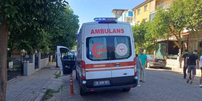 Motosiklet ile otomobil çarpıştı: 1 yaralı