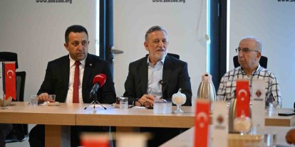 Başkan İbrahim Burkay BEKSİAD üyeleriyle bir araya geldi