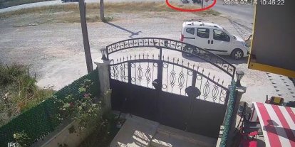 Yalova’da karı kocanın öldüğü kaza anı saniye saniye kameraya yansıdı